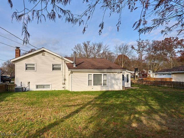 26511 Locust Drive, Olmsted Falls, OH 44138