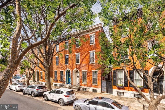2037 MOUNT VERNON STREET, Philadelphia, PA 19130