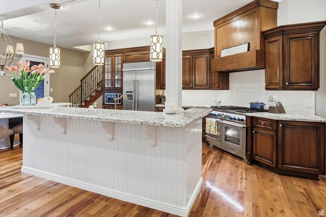 963 E OLD ENGLISH RD, Draper, UT 84020