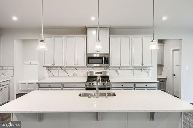 13605 OTONO DR, Mount Airy, MD 21771