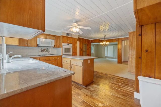 1714 N Blythe, Fresno, CA 93722