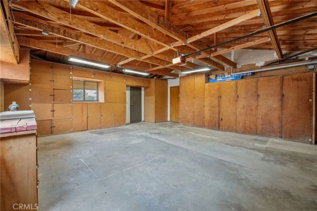 1714 N Blythe, Fresno, CA 93722