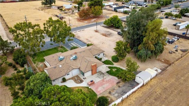 1714 N Blythe, Fresno, CA 93722