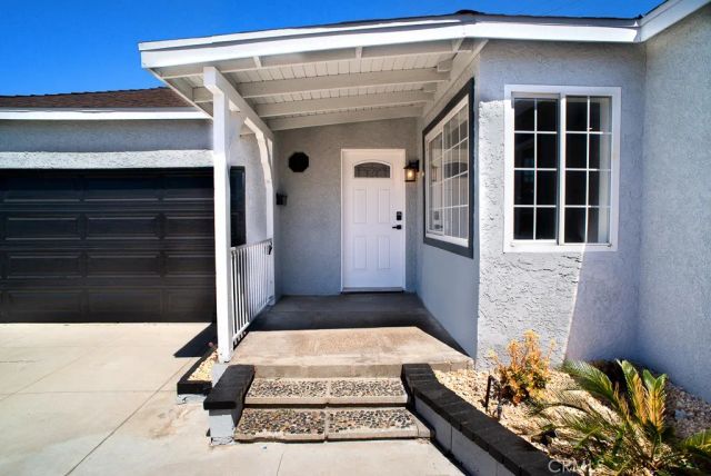 6640 Farmdale Avenue, North Hollywood, CA 91606