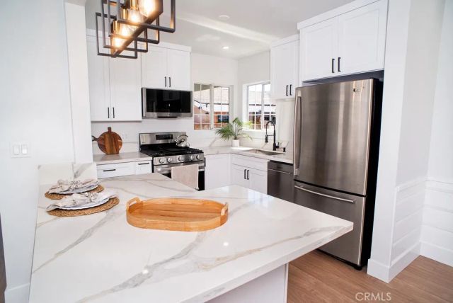 6640 Farmdale Avenue, North Hollywood, CA 91606