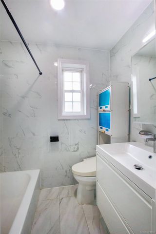 64-55 Springfield Boulevard 6455, Oakland Gardens, NY 11364