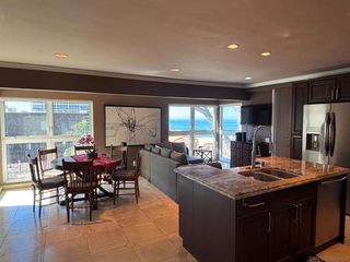 1040 Coast Blvd S 302, La Jolla, CA 92037