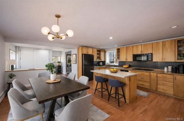 27 Spice Hill Road, Croton-on-hudson, NY 10520