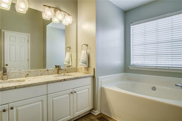 1236 Cumberland Creek SW Place, Marietta, GA 30008