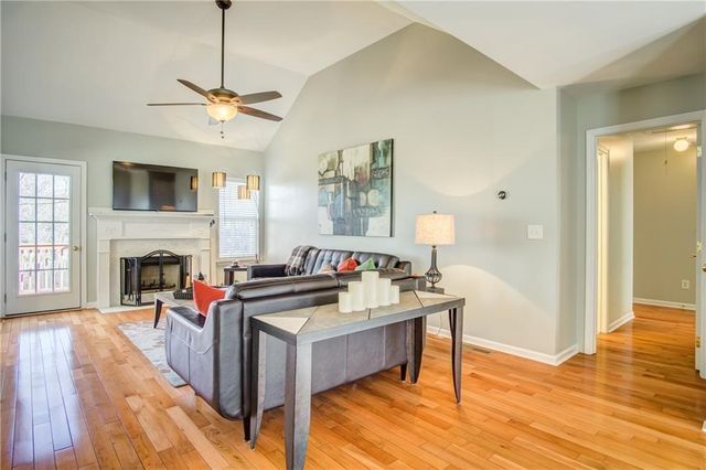 1236 Cumberland Creek SW Place, Marietta, GA 30008