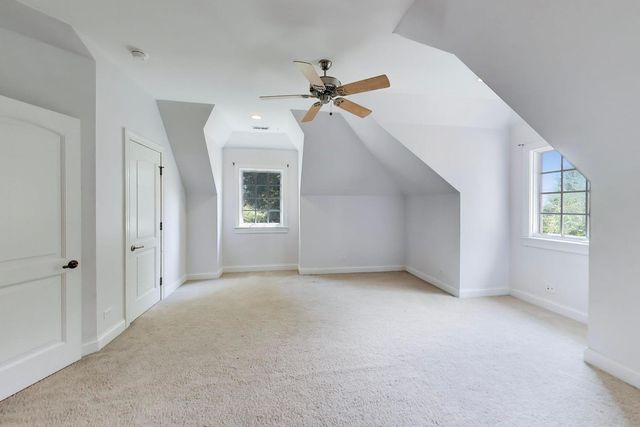 1106 Astor Place, Glencoe, IL 60022