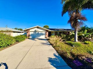 1201 86TH AVENUE N, St Petersburg, FL 33702