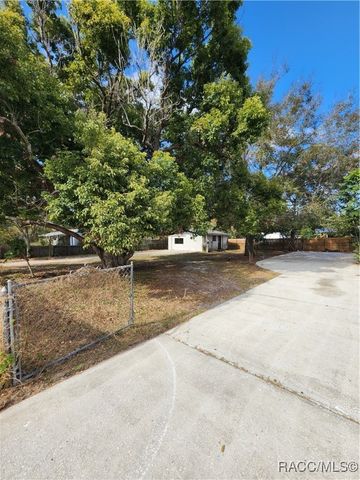 9807 Tom Street, Hudson, FL 34669