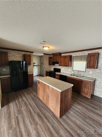 9807 Tom Street, Hudson, FL 34669