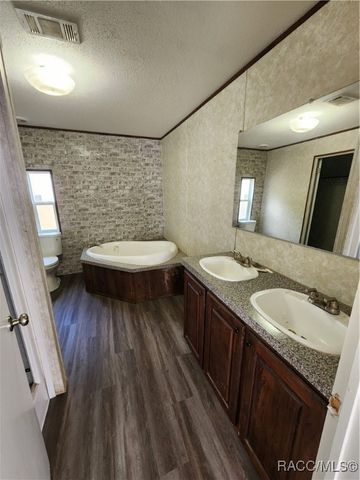 9807 Tom Street, Hudson, FL 34669