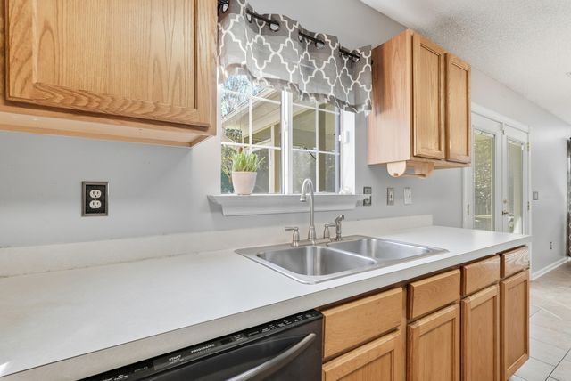 20 Creek Bend Drive, Summerville, SC 29485