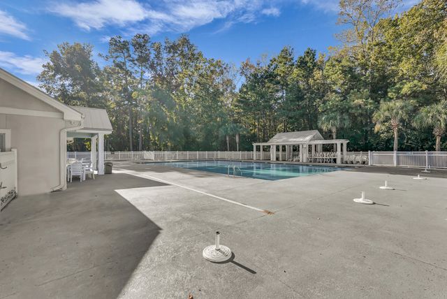 20 Creek Bend Drive, Summerville, SC 29485