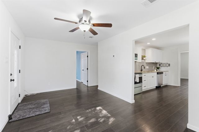 3012 Hunter Street, Fort Worth, TX 76112