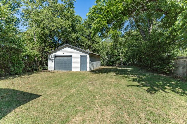 3012 Hunter Street, Fort Worth, TX 76112