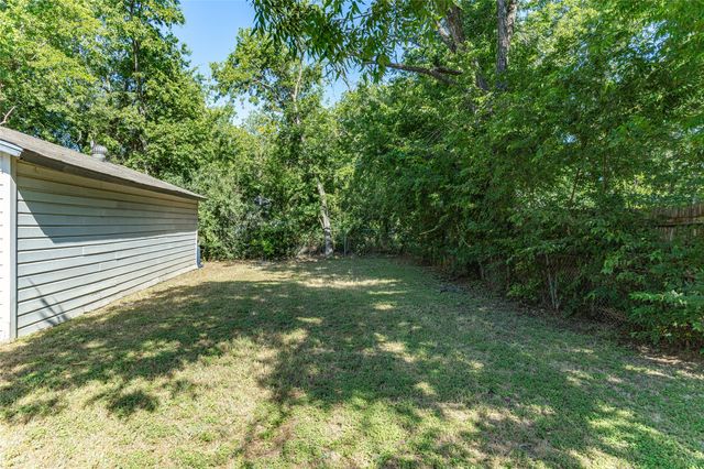 3012 Hunter Street, Fort Worth, TX 76112
