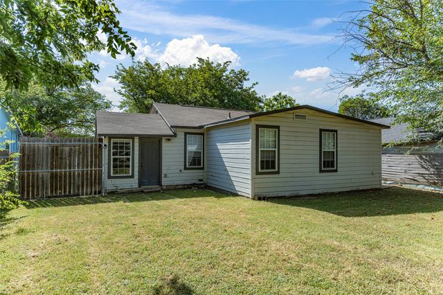 3012 Hunter Street, Fort Worth, TX 76112