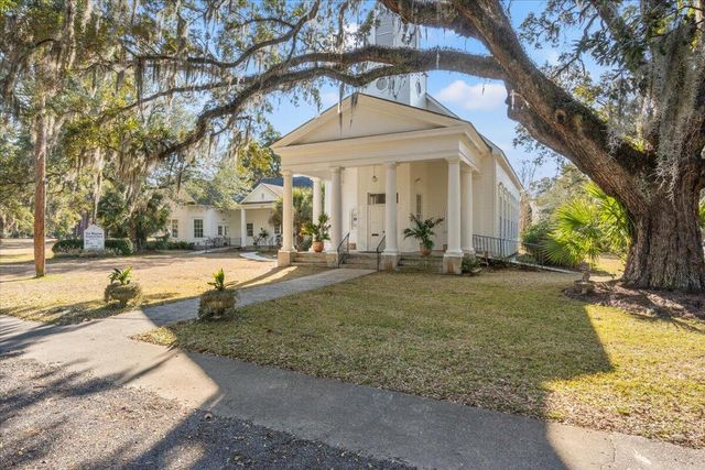 336 Drayton Street, Mcclellanville, SC 29458