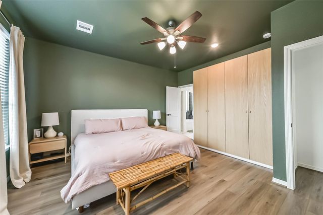32403 Clouser Crawdad Court, Fulshear, TX 77441