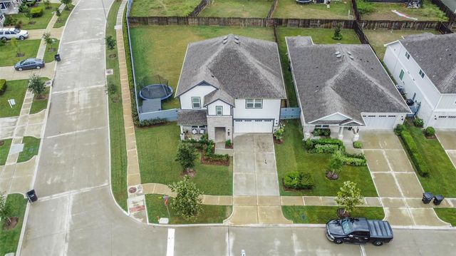 32403 Clouser Crawdad Court, Fulshear, TX 77441