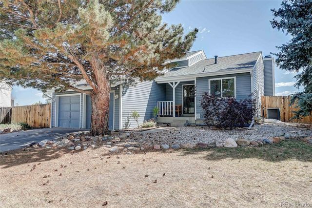 18466 E Crestline Circle, Aurora, CO 80015