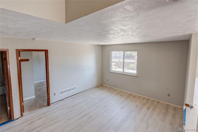 18466 E Crestline Circle, Aurora, CO 80015