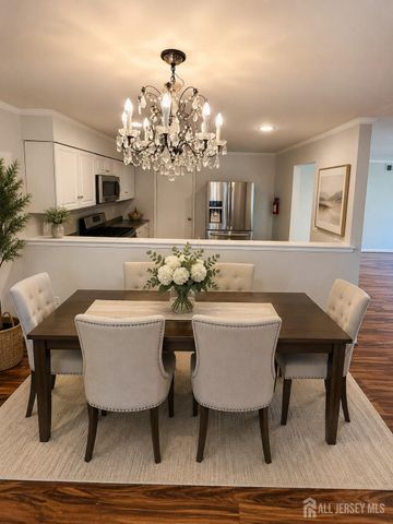 231 McAuliffe Court, Franklin, NJ 08873