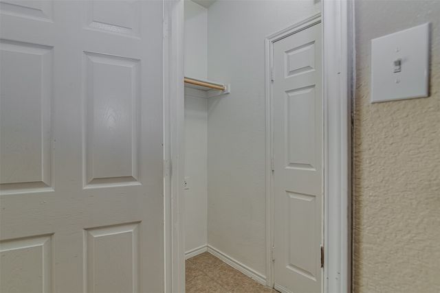 824 Walnut Street, Burleson, TX 76028