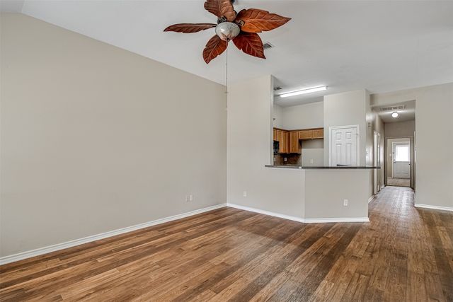 824 Walnut Street, Burleson, TX 76028