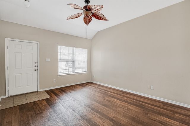 824 Walnut Street, Burleson, TX 76028