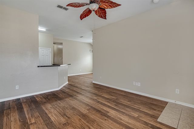 824 Walnut Street, Burleson, TX 76028