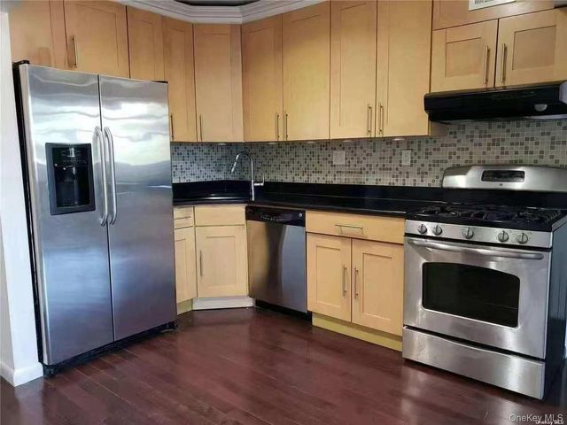 36-41 169th Street 3C, Flushing, NY 11358