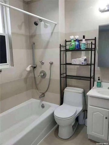 36-41 169th Street 3C, Flushing, NY 11358