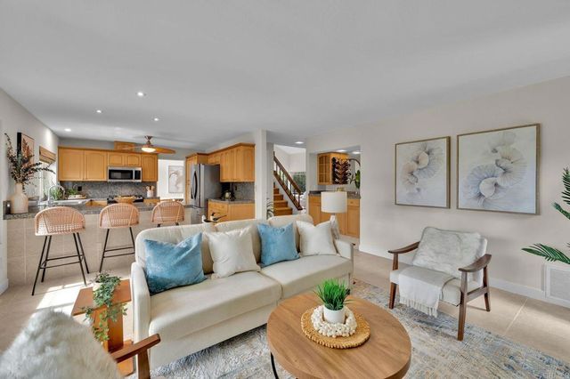 327 Islander Street, Oceanside, CA 92054
