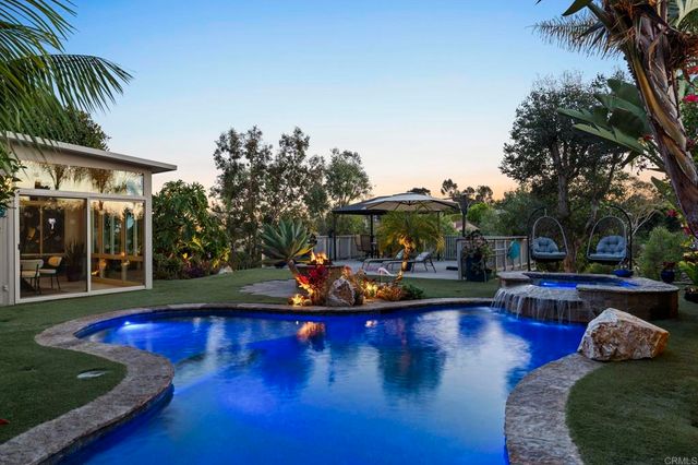327 Islander Street, Oceanside, CA 92054