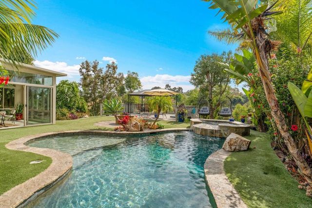 327 Islander Street, Oceanside, CA 92054