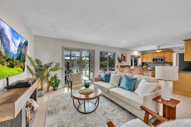 327 Islander Street, Oceanside, CA 92054