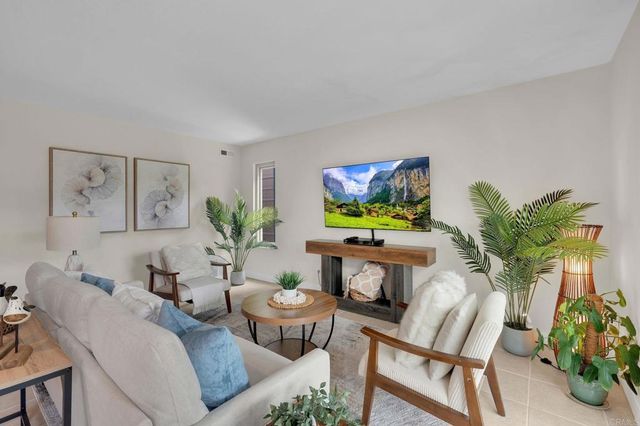 327 Islander Street, Oceanside, CA 92054