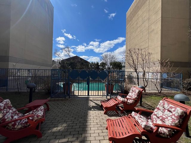 170 Gore Street 412, Cambridge, MA 02141