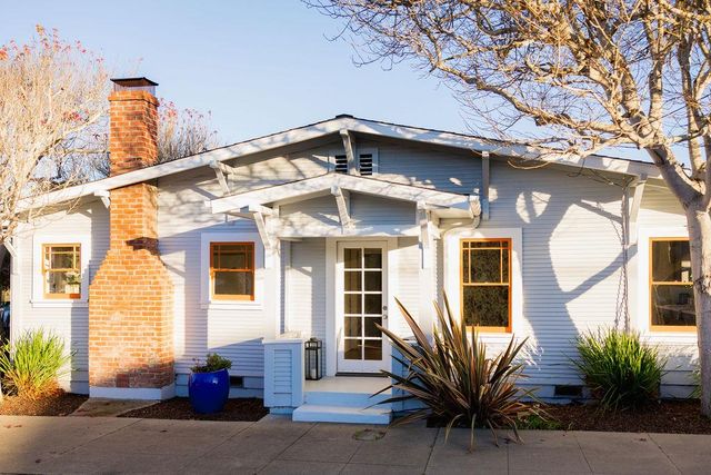 791 Spruce Avenue, Pacific Grove, CA 93950