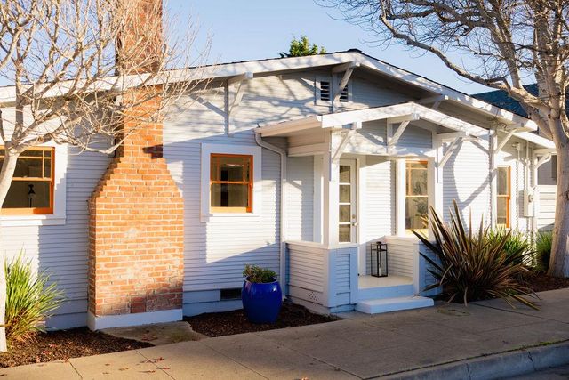 791 Spruce Avenue, Pacific Grove, CA 93950