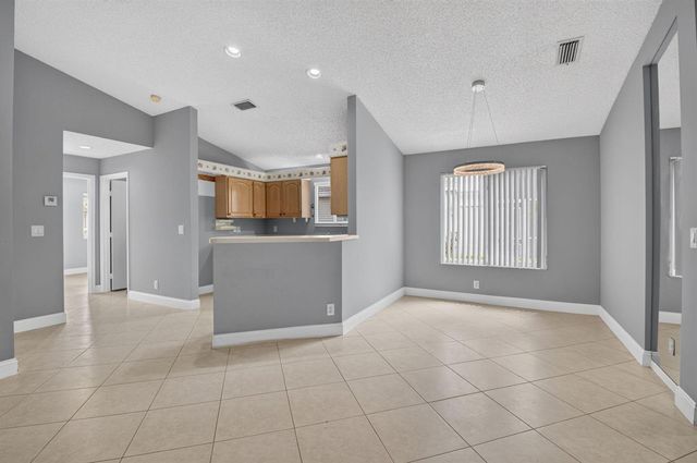 9220 A Vineland Court, Boca Raton, FL 33496
