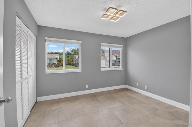 9220 A Vineland Court, Boca Raton, FL 33496