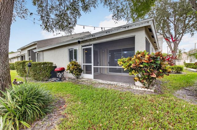 9220 A Vineland Court, Boca Raton, FL 33496