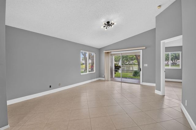 9220 A Vineland Court, Boca Raton, FL 33496