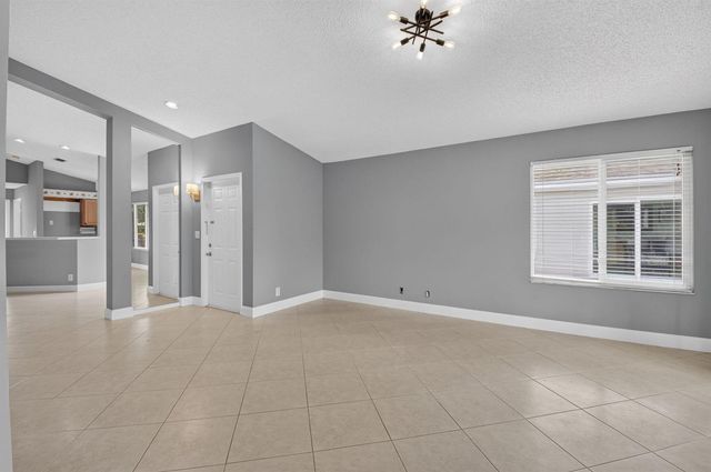 9220 A Vineland Court, Boca Raton, FL 33496